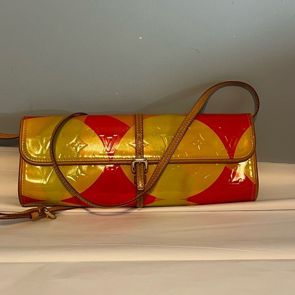 Louis Vuitton Handbags - Vintage LV Monogram Vernis Pochette Fleur Multiple Color SR#VI0030